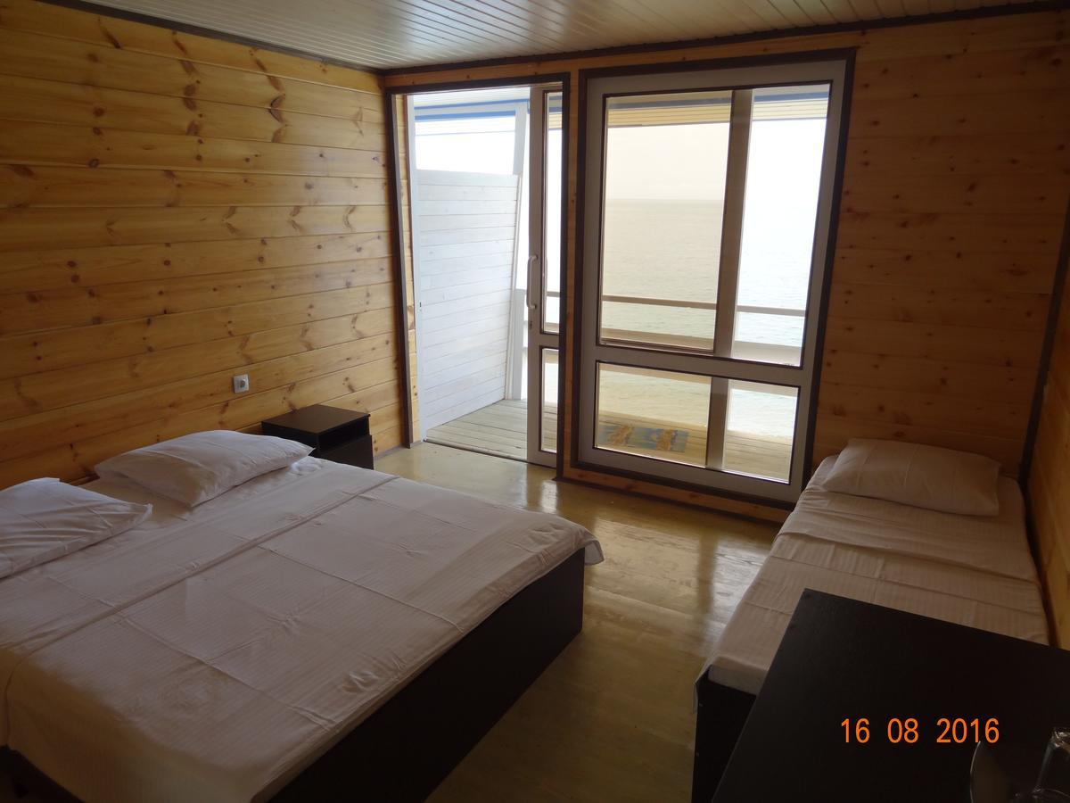 بيزوندا Captain Black Hotel المظهر الخارجي الصورة