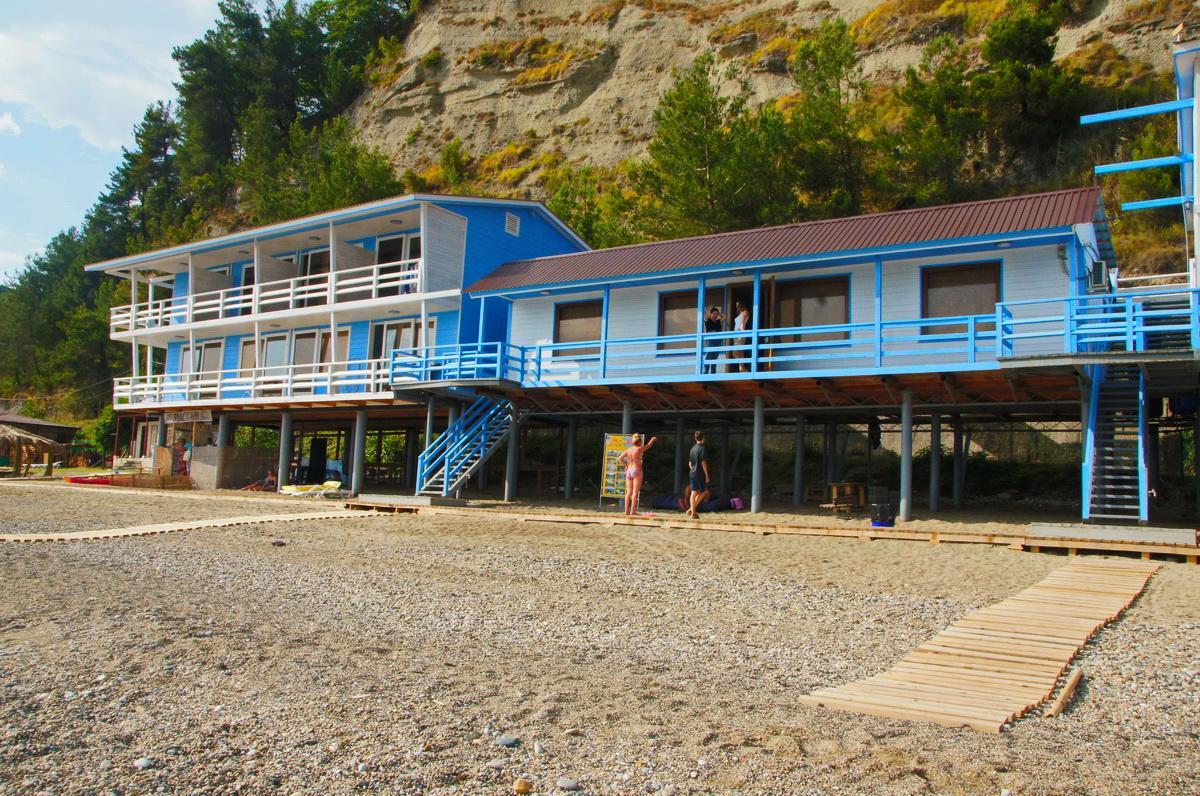 بيزوندا Captain Black Hotel المظهر الخارجي الصورة