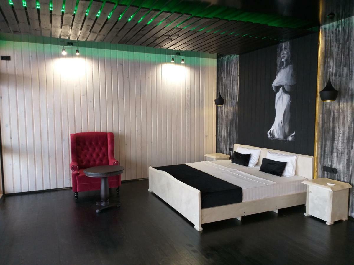 بيزوندا Captain Black Hotel المظهر الخارجي الصورة