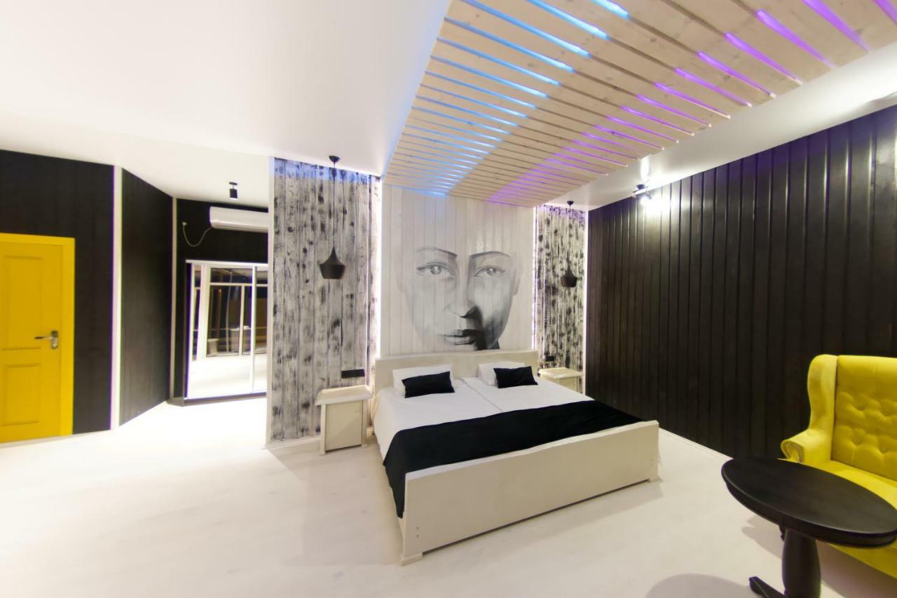 بيزوندا Captain Black Hotel المظهر الخارجي الصورة
